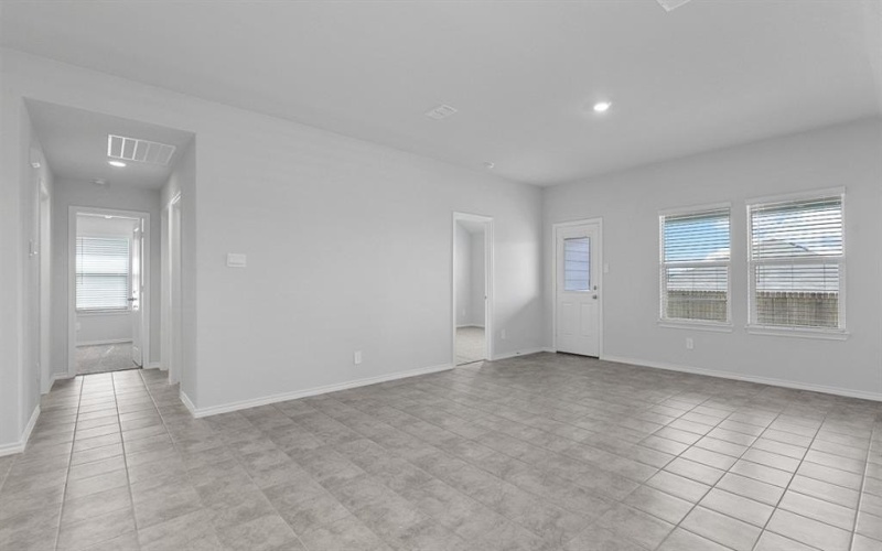1720 ALBERQUE Drive, Denton, TX 76249, 4 Bedrooms Bedrooms, ,2 BathroomsBathrooms,Residential,For Sale,1720 ALBERQUE Drive,20863690