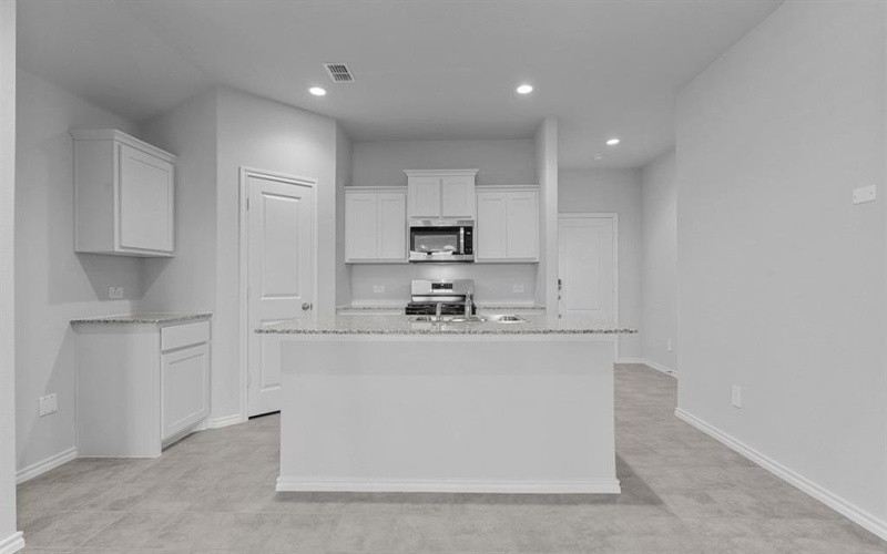 1720 ALBERQUE Drive, Denton, TX 76249, 4 Bedrooms Bedrooms, ,2 BathroomsBathrooms,Residential,For Sale,1720 ALBERQUE Drive,20863690