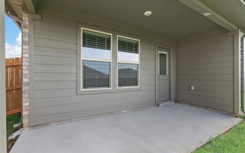 1720 ALBERQUE Drive, Denton, TX 76249, 4 Bedrooms Bedrooms, ,2 BathroomsBathrooms,Residential,For Sale,1720 ALBERQUE Drive,20863690