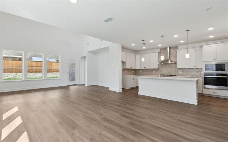 14574 Elion Court, Pilot Point, TX 75009, 5 Habitaciones Habitaciones , ,5 BañosBaños,Residential,En Venta,14574 Elion Court,20856286