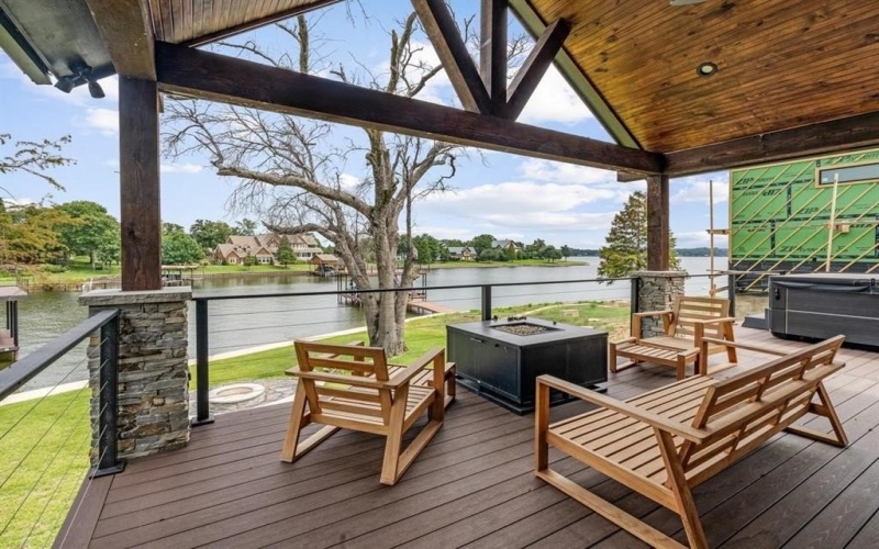 120 Meandering Way, Mabank, TX 75156, 5 Bedrooms Bedrooms, ,3 BathroomsBathrooms,Residential,For Sale,120 Meandering Way,20865987