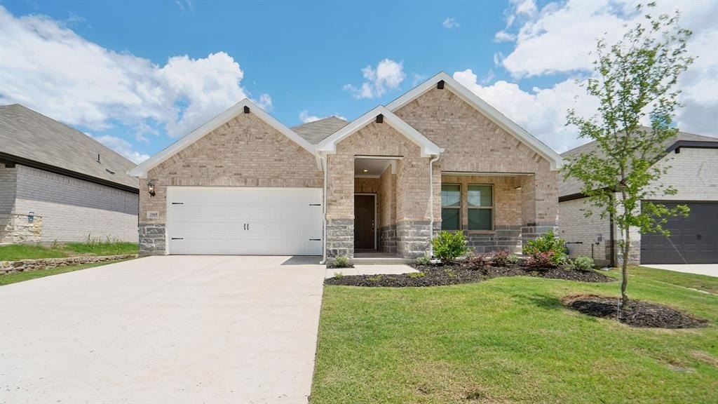 3905 Superior Drive, Farmersville, TX 75442, 4 Bedrooms Bedrooms, ,3 BathroomsBathrooms,Residential,For Sale,3905 Superior Drive,20873083