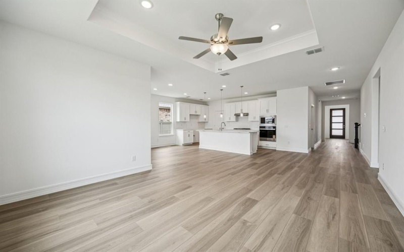 8716 Tallwood Lane, Justin, TX 76247, 5 Bedrooms Bedrooms, ,5 BathroomsBathrooms,Residential,For Sale,8716 Tallwood Lane,20877572