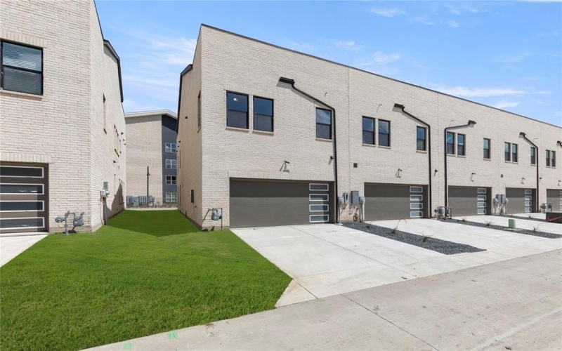 1233 Doris May Dr Drive, Allen, TX 75013, 3 Bedrooms Bedrooms, ,2 BathroomsBathrooms,Residential,For Sale,1233 Doris May Dr Drive,20866333