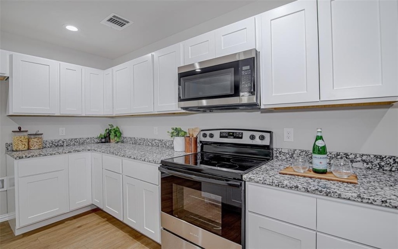 4520 Alamosa Street, Fort Worth, TX 76119, 3 Bedrooms Bedrooms, ,2 BathroomsBathrooms,Residential,For Sale,4520 Alamosa Street,20879954