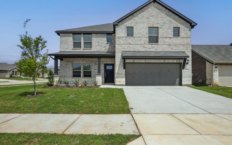 9353 Lone Maverick Drive, Fort Worth, TX 76036, 4 Bedrooms Bedrooms, ,2 BathroomsBathrooms,Residential,For Sale,9353 Lone Maverick Drive,20871180