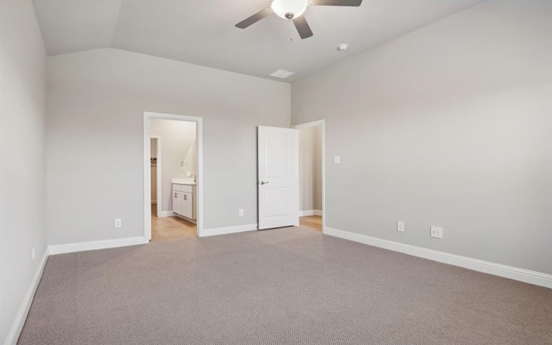 9353 Lone Maverick Drive, Fort Worth, TX 76036, 4 Bedrooms Bedrooms, ,2 BathroomsBathrooms,Residential,For Sale,9353 Lone Maverick Drive,20871180
