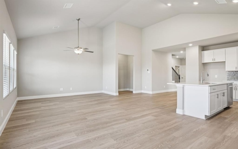 9353 Lone Maverick Drive, Fort Worth, TX 76036, 4 Bedrooms Bedrooms, ,2 BathroomsBathrooms,Residential,For Sale,9353 Lone Maverick Drive,20871180