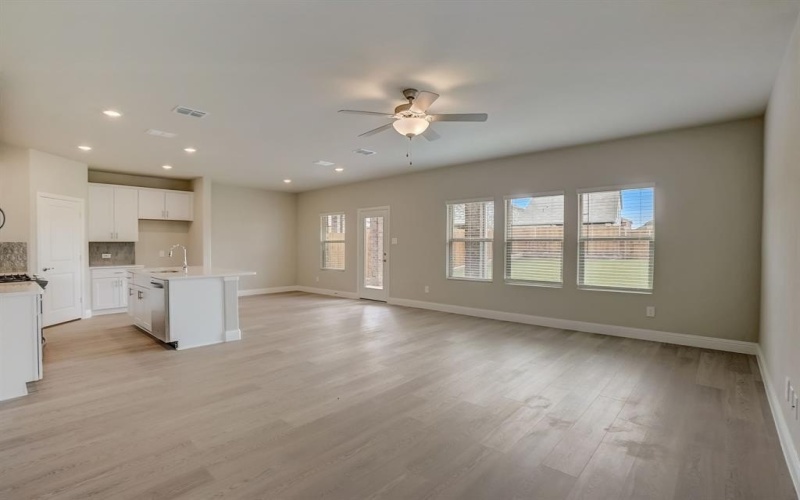 513 Ezra Lane, McKinney, TX 75069, 4 Bedrooms Bedrooms, ,2 BathroomsBathrooms,Residential,For Sale,513 Ezra Lane,20882185