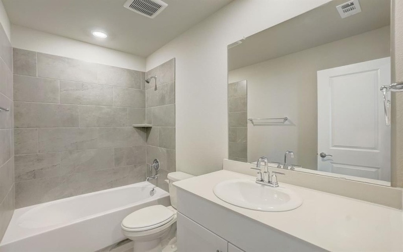 513 Ezra Lane, McKinney, TX 75069, 4 Bedrooms Bedrooms, ,2 BathroomsBathrooms,Residential,For Sale,513 Ezra Lane,20882185