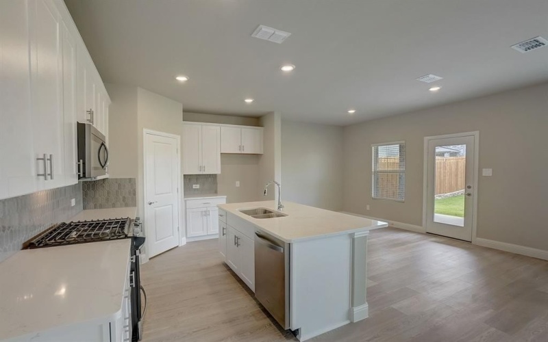 513 Ezra Lane, McKinney, TX 75069, 4 Bedrooms Bedrooms, ,2 BathroomsBathrooms,Residential,For Sale,513 Ezra Lane,20882185