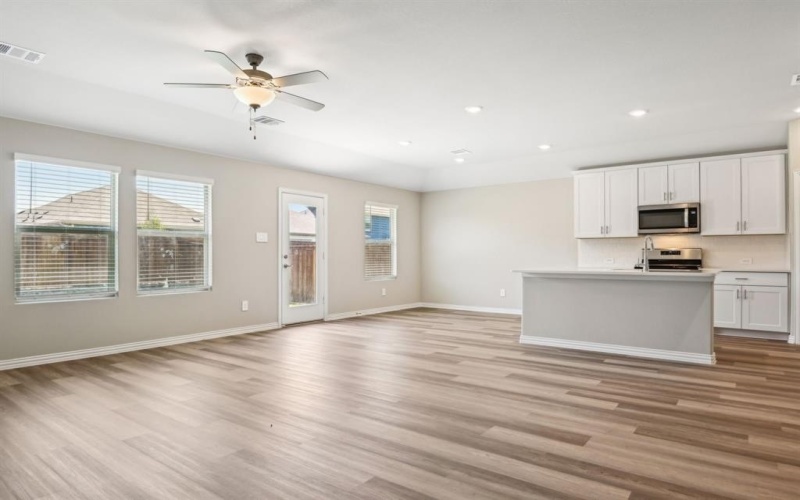 2211 Preakness Drive, Seagoville, TX 75159, 3 Habitaciones Habitaciones , ,2 BañosBaños,Residential,En Venta,2211 Preakness Drive,20883529