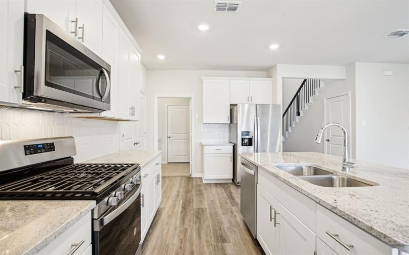 504 Ezra Lane, McKinney, TX 75069, 4 Bedrooms Bedrooms, ,2 BathroomsBathrooms,Residential,For Sale,504 Ezra Lane,20910454
