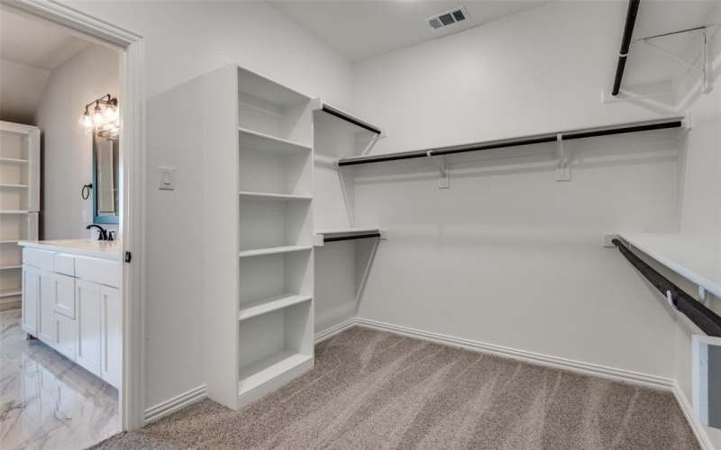 1509 North Carolina Avenue, Lancaster, TX 75134, 4 Habitaciones Habitaciones , ,2 BañosBaños,Residential,En Venta,1509 North Carolina Avenue,20897764