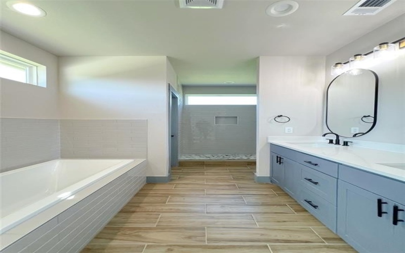 5008 SAN MARCOS Drive, Granbury, TX 76048, 3 Habitaciones Habitaciones , ,2 BañosBaños,Residential,En Venta,5008 SAN MARCOS Drive,20918643
