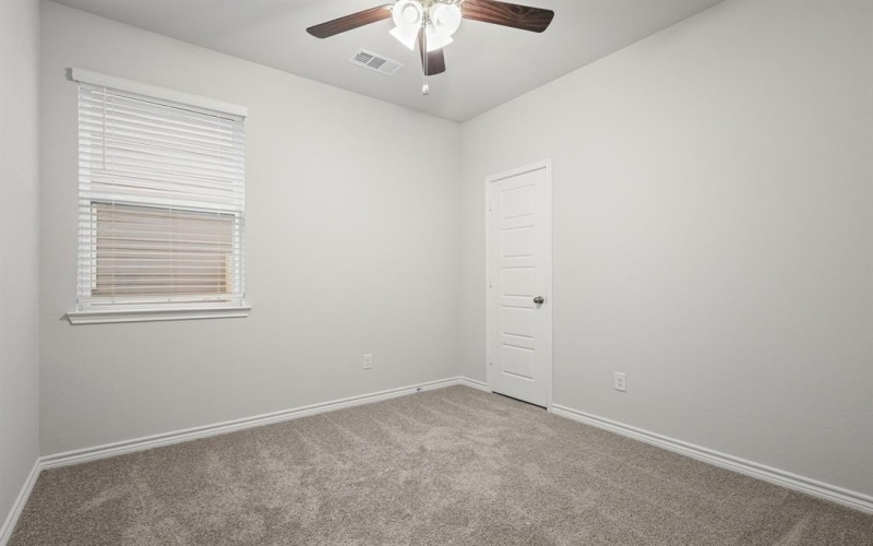 1008 Wingjet Way, Fort Worth, TX 76131, 3 Habitaciones Habitaciones , ,2 BañosBaños,Residential,En Venta,1008 Wingjet Way,20915062
