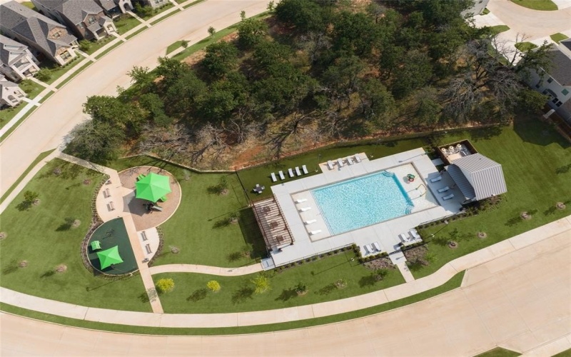 2457 Flatiron Drive, Corinth, TX 76210, 4 Bedrooms Bedrooms, ,2 BathroomsBathrooms,Residential,For Sale,2457 Flatiron Drive,20904607