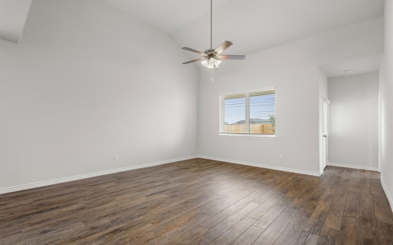 933 Rocket Plane Drive, Fort Worth, TX 76131, 4 Bedrooms Bedrooms, ,2 BathroomsBathrooms,Residential,For Sale,933 Rocket Plane Drive,20919009