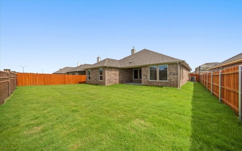 2005 Kelva Drive, Fort Worth, TX 76052, 4 Habitaciones Habitaciones , ,2 BañosBaños,Residential,En Venta,2005 Kelva Drive,20917234