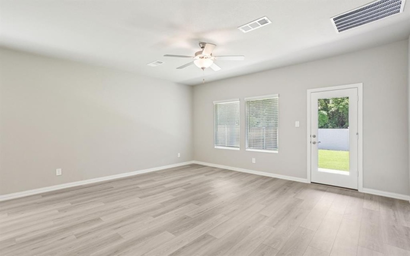4009 Medina Drive, Farmersville, TX 75422, 4 Habitaciones Habitaciones , ,2 BañosBaños,Residential,En Venta,4009 Medina Drive,20896450