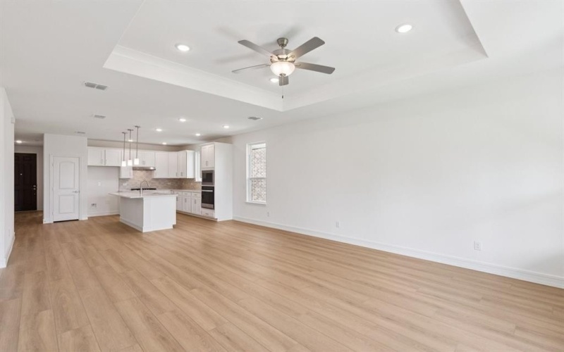 464 Avian Way, Godley, TX 76044, 3 Bedrooms Bedrooms, ,2 BathroomsBathrooms,Residential,For Sale,464 Avian Way,20894070