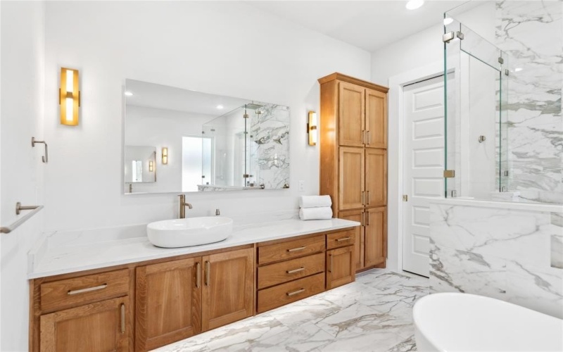 4120 Ridgecrest Drive, Flower Mound, TX 75022, 5 Habitaciones Habitaciones , ,6 BañosBaños,Residential,En Venta,4120 Ridgecrest Drive,20911099
