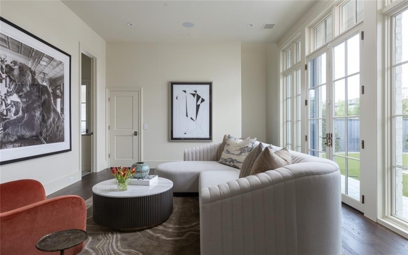 5610 Lobello, Dallas, TX 75229, 5 Bedrooms Bedrooms, ,7 BathroomsBathrooms,Residential,For Sale,5610 Lobello,20920720