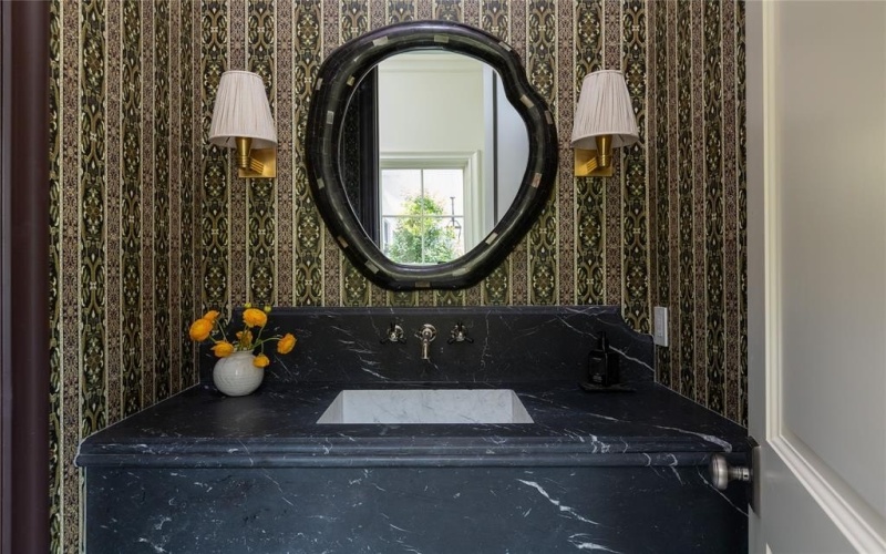 5610 Lobello, Dallas, TX 75229, 5 Bedrooms Bedrooms, ,7 BathroomsBathrooms,Residential,For Sale,5610 Lobello,20920720