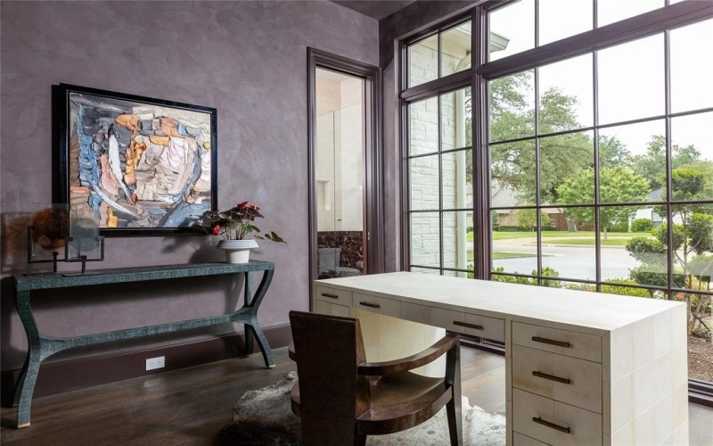 5610 Lobello, Dallas, TX 75229, 5 Bedrooms Bedrooms, ,7 BathroomsBathrooms,Residential,For Sale,5610 Lobello,20920720