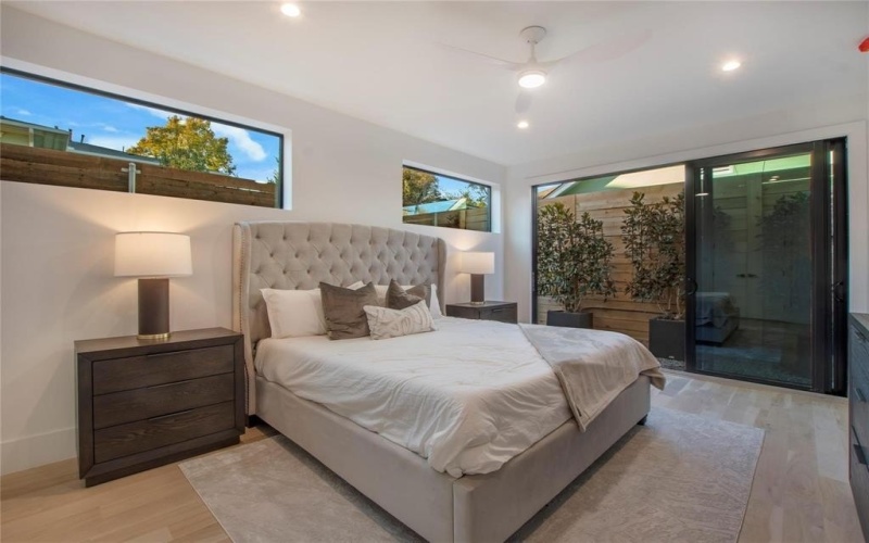 5253 Bonita Avenue, Dallas, TX 75206, 5 Bedrooms Bedrooms, ,6 BathroomsBathrooms,Residential,For Sale,5253 Bonita Avenue,20921037