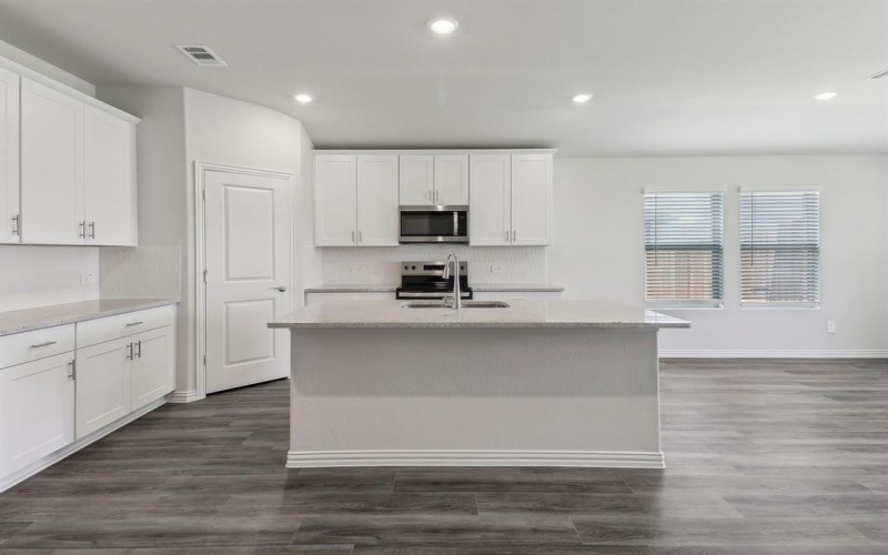 707 Whispering Winds Trail, Princeton, TX 75071, 4 Habitaciones Habitaciones , ,3 BañosBaños,Residential,En Venta,707 Whispering Winds Trail,20923320