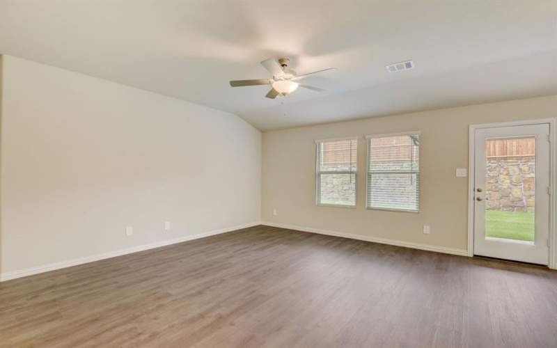 3909 Edmondson Drive, Princeton, TX 75071, 4 Bedrooms Bedrooms, ,3 BathroomsBathrooms,Residential,For Sale,3909 Edmondson Drive,20923336