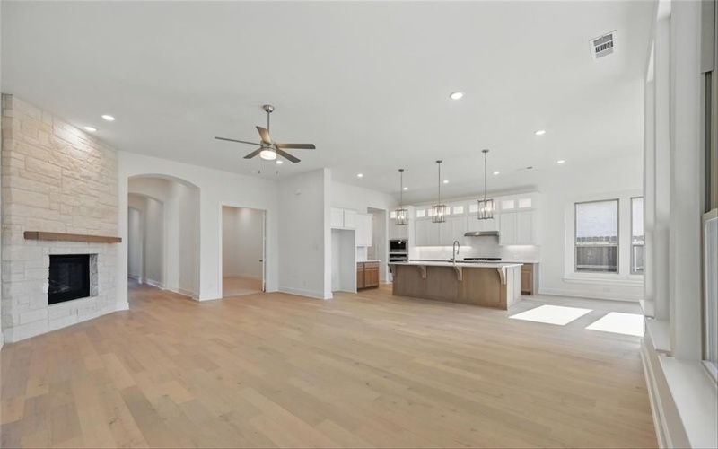 469 Lost Creek Trail, Waxahachie, TX 75165, 4 Habitaciones Habitaciones , ,3 BañosBaños,Residential,En Venta,469 Lost Creek Trail,20923379