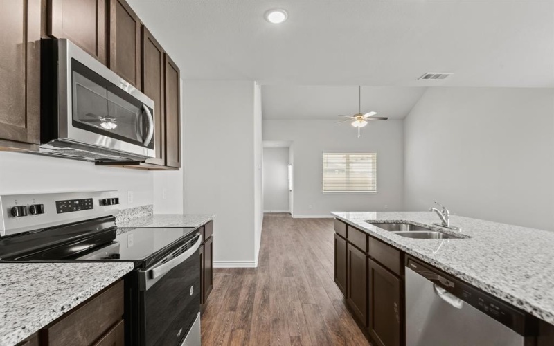 9961 Flying Wing Way, Fort Worth, TX 76131, 4 Habitaciones Habitaciones , ,2 BañosBaños,Residential,En Venta,9961 Flying Wing Way,20905072