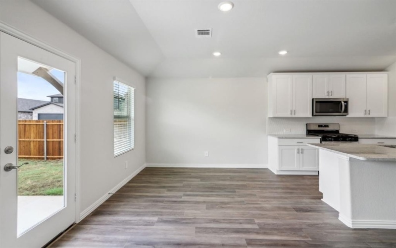 4031 Medina Drive, Farmersville, TX 75442, 3 Bedrooms Bedrooms, ,2 BathroomsBathrooms,Residential,For Sale,4031 Medina Drive,20923602