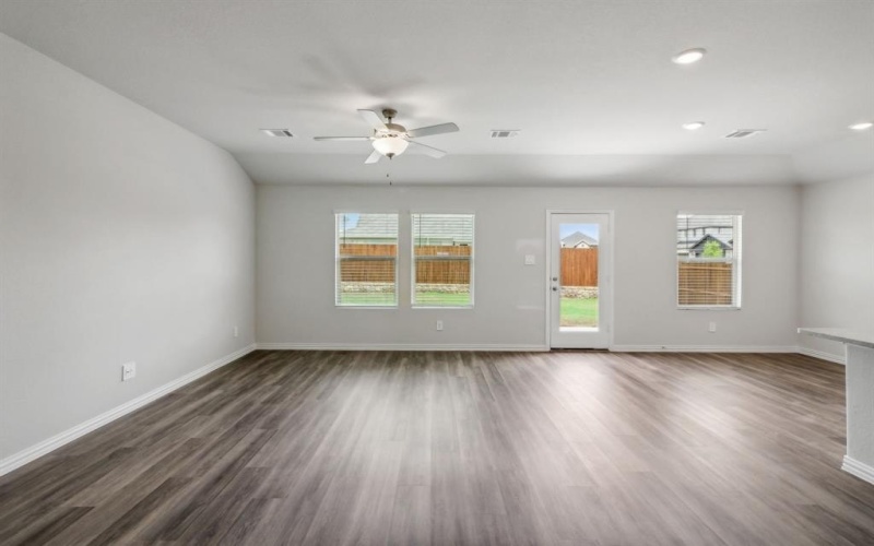 4031 Medina Drive, Farmersville, TX 75442, 3 Bedrooms Bedrooms, ,2 BathroomsBathrooms,Residential,For Sale,4031 Medina Drive,20923602