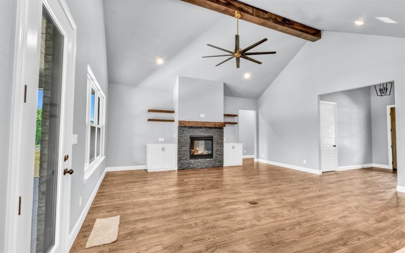117 Fan Mill Trail, Weatherford, TX 76085, 4 Bedrooms Bedrooms, ,3 BathroomsBathrooms,Residential,For Sale,117 Fan Mill Trail,20907401