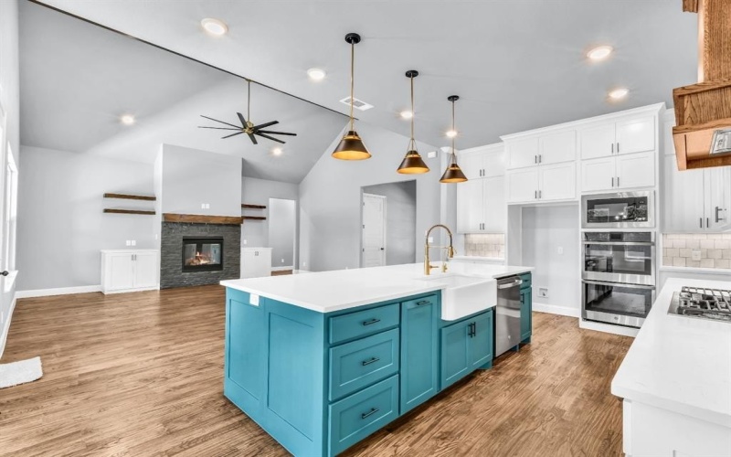 117 Fan Mill Trail, Weatherford, TX 76085, 4 Bedrooms Bedrooms, ,3 BathroomsBathrooms,Residential,For Sale,117 Fan Mill Trail,20907401