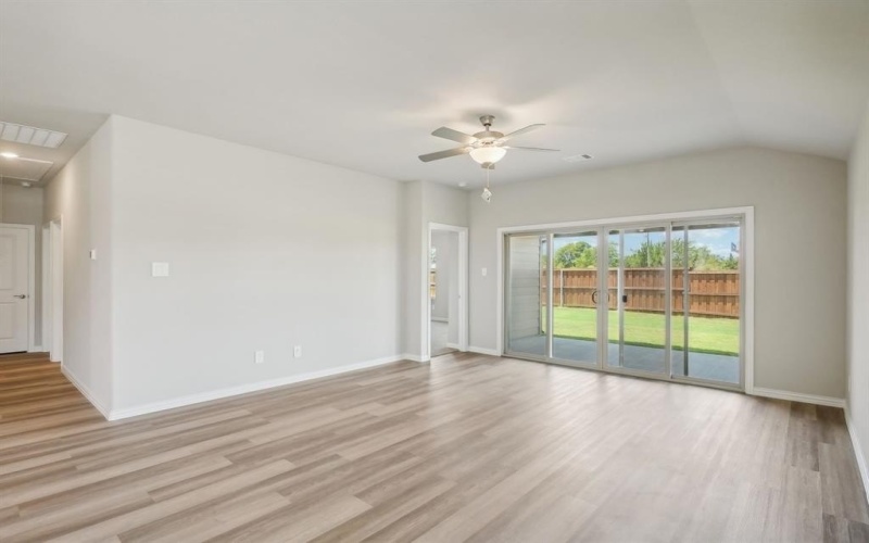 341 Sierra Ridge, Lavon, TX 75166, 3 Bedrooms Bedrooms, ,2 BathroomsBathrooms,Residential,For Sale,341 Sierra Ridge,20909978