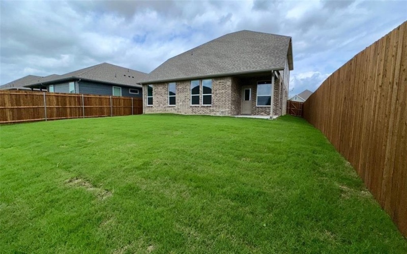 1709 SPARROW Street, Denton, TX 76205, 5 Bedrooms Bedrooms, ,5 BathroomsBathrooms,Residential,For Sale,1709 SPARROW Street,0,20916299