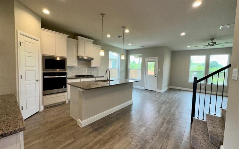1709 SPARROW Street, Denton, TX 76205, 5 Bedrooms Bedrooms, ,5 BathroomsBathrooms,Residential,For Sale,1709 SPARROW Street,0,20916299