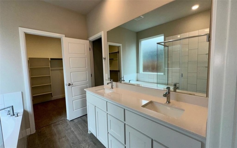 1709 SPARROW Street, Denton, TX 76205, 5 Bedrooms Bedrooms, ,5 BathroomsBathrooms,Residential,For Sale,1709 SPARROW Street,0,20916299