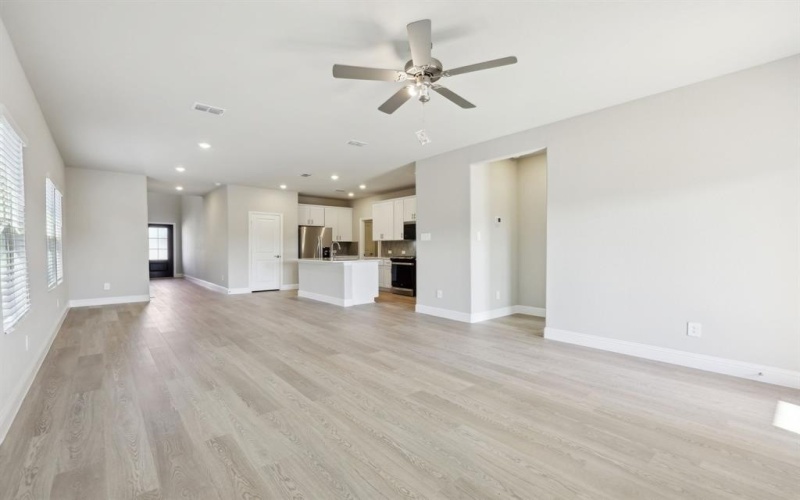 605 Willet Drive, McKinney, TX 75069, 4 Bedrooms Bedrooms, ,2 BathroomsBathrooms,Residential,For Sale,605 Willet Drive,20918092
