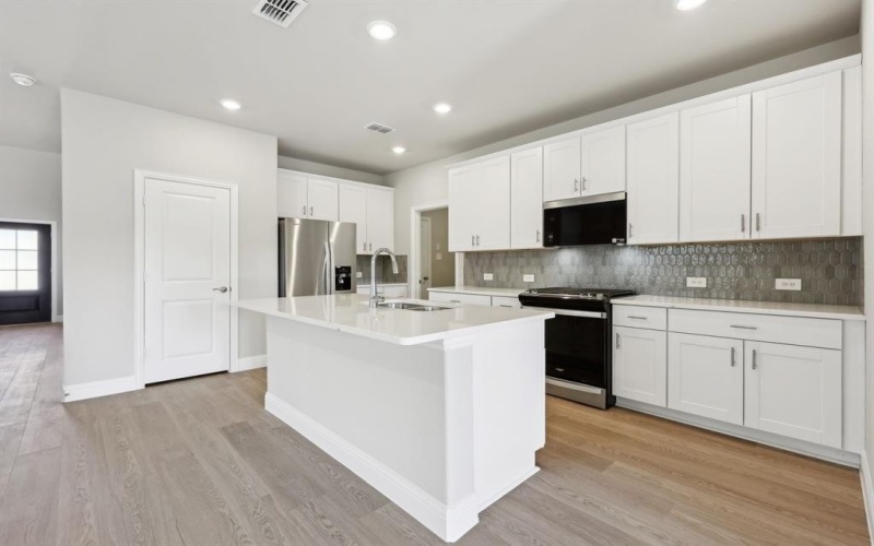 605 Willet Drive, McKinney, TX 75069, 4 Bedrooms Bedrooms, ,2 BathroomsBathrooms,Residential,For Sale,605 Willet Drive,20918092