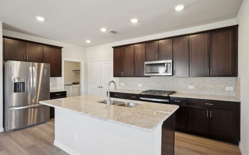 3915 Sandstone Drive, Princeton, TX 75071, 4 Habitaciones Habitaciones , ,2 BañosBaños,Residential,En Venta,3915 Sandstone Drive,20910137