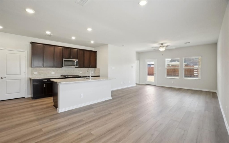3915 Sandstone Drive, Princeton, TX 75071, 4 Habitaciones Habitaciones , ,2 BañosBaños,Residential,En Venta,3915 Sandstone Drive,20910137