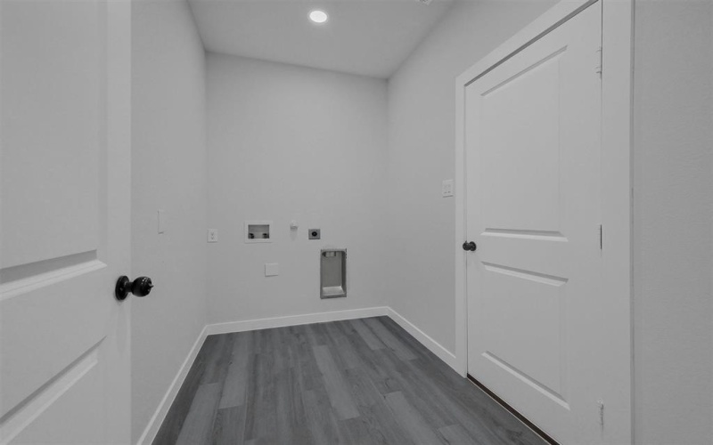 715 E Hanna Street, Denison, TX 75021, 3 Bedrooms Bedrooms, ,2 BathroomsBathrooms,Residential,For Sale,715 E Hanna Street,0,20887350