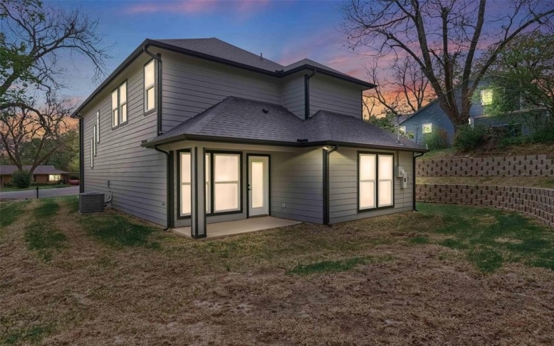 1515 W Main Street, Denison, TX 75020, 3 Bedrooms Bedrooms, ,2 BathroomsBathrooms,Residential,For Sale,1515 W Main Street,20893059
