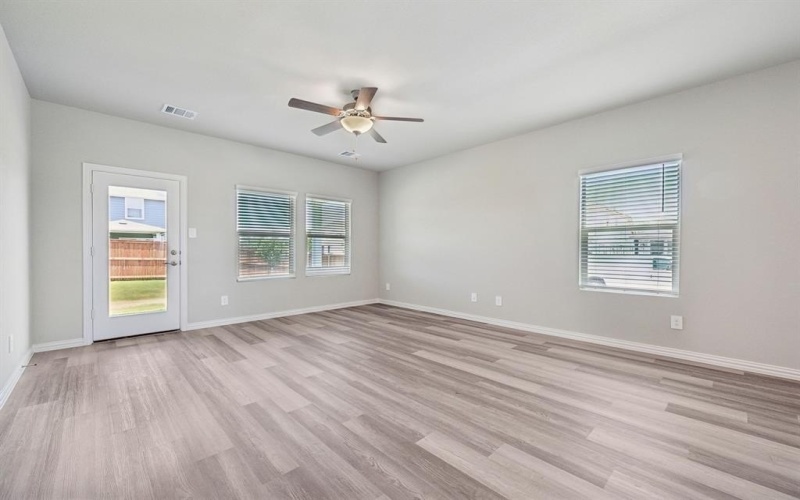 521 Willet Drive, McKinney, TX 75069, 4 Bedrooms Bedrooms, ,2 BathroomsBathrooms,Residential,For Sale,521 Willet Drive,20918217