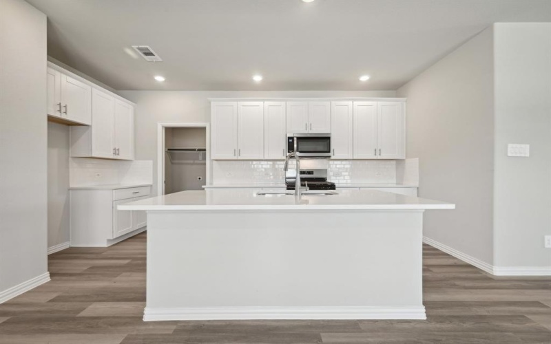 521 Willet Drive, McKinney, TX 75069, 4 Bedrooms Bedrooms, ,2 BathroomsBathrooms,Residential,For Sale,521 Willet Drive,20918217